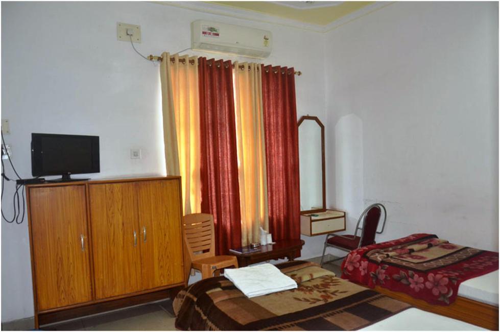 Hotel Pritika Durgāpur Esterno foto